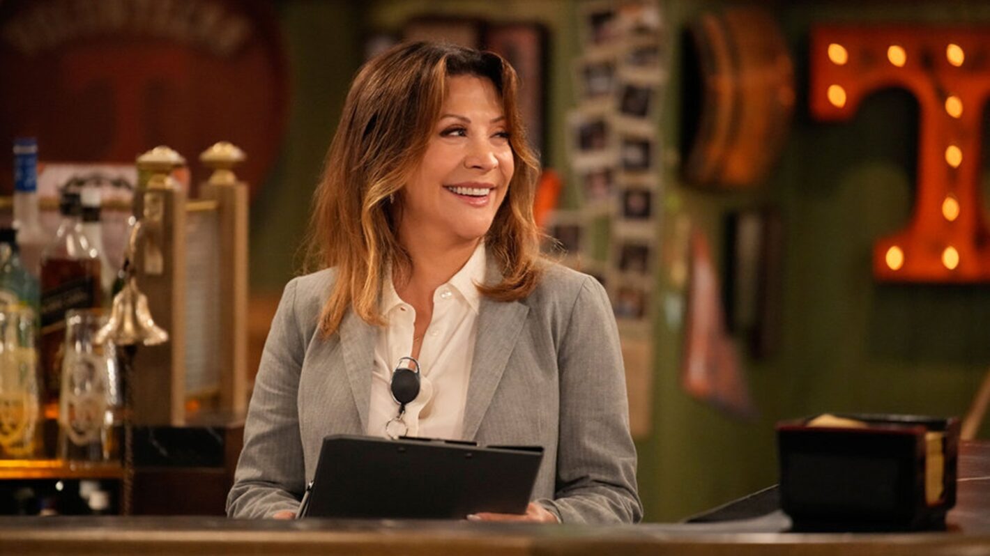 'Happy's Place' Guest Star Cheri Oteri Teases Season 2 Return After Health Inspection Introduction (Exclusive)