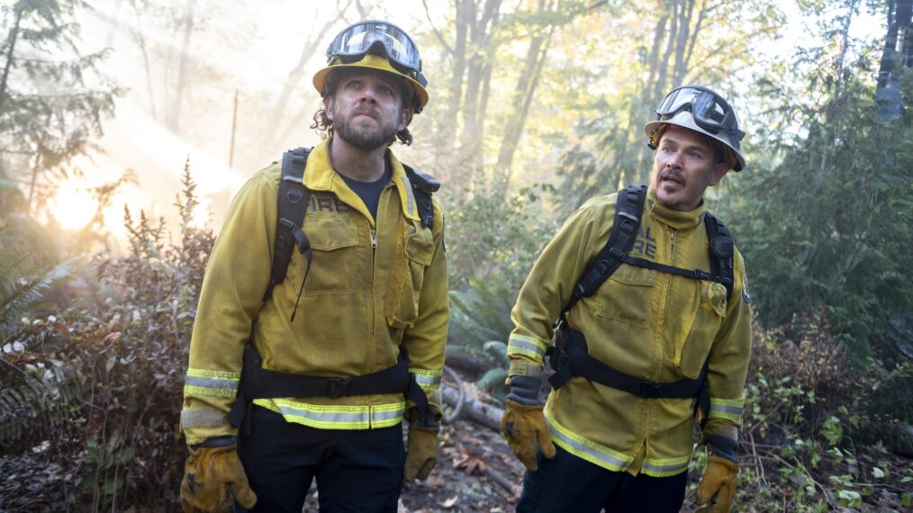 ‘Fire Country’ Boss Breaks Down Life-and-Death Cliffhanger, Bode & Chloe Sparks, and More