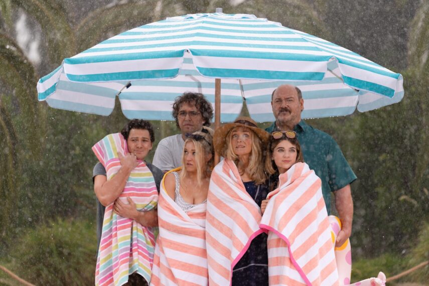 Montana Jordan, Dougie Baldwin, Emily Osment, Rachel Bay Jones, Raegan Revord, and Will Sasso in 'Georgie & Mandy's First Marriage'