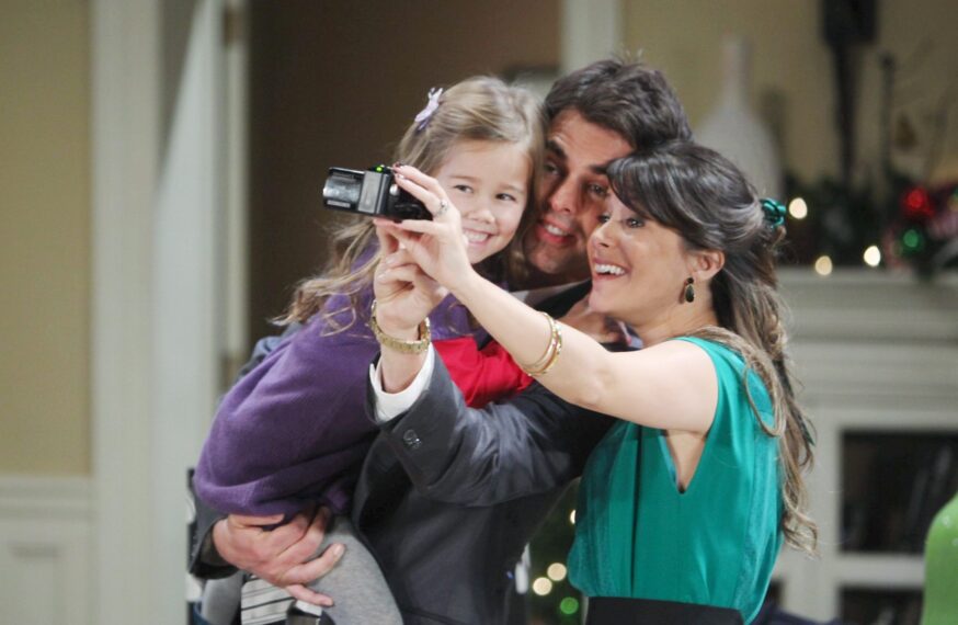 Kimberly McCullough, Jason Thompson, Brooklyn Rae Silzer on the 'General Hospital' in 2011