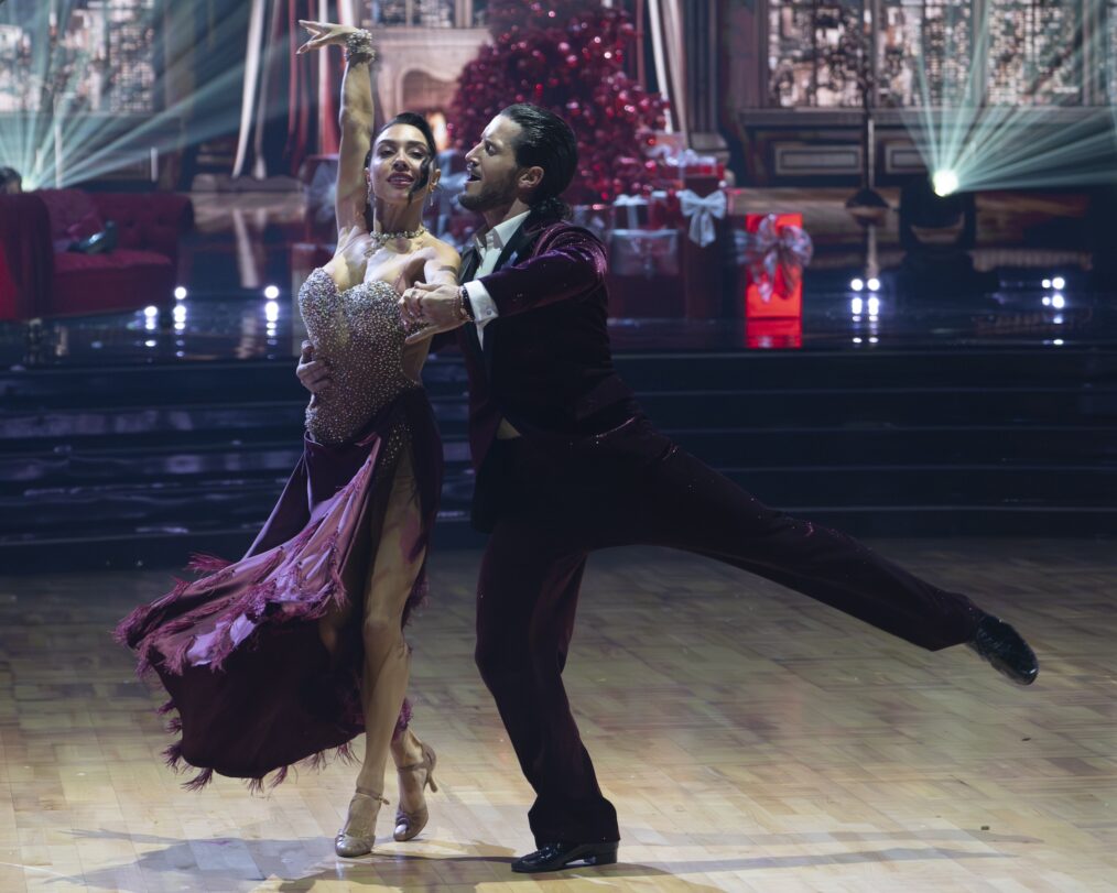 JENNA JOHNSON, VALENTIN CHMERKOVSKIY