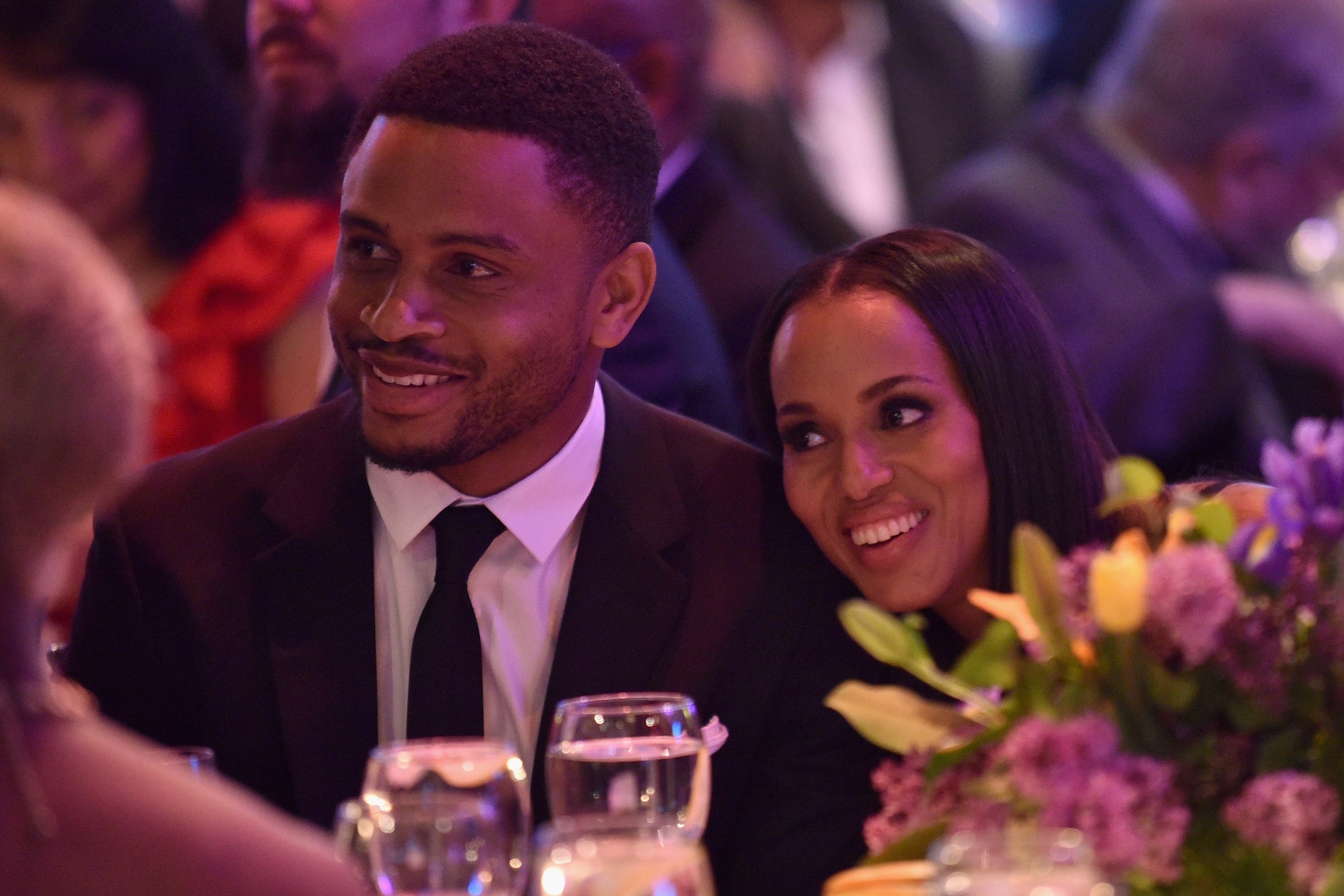 Former football player Nnamdi Asomugha and Honoree Kerry Washington attend the Bronx Children's Museum Gala at Tribeca Rooftop on May 2, 2017 in New York City. (Photo by Bryan Bedder/Getty Images for Bronx Children's Museum)