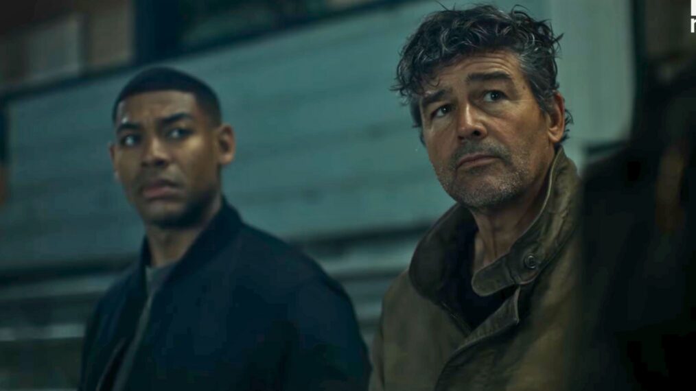 Aaron Pierre and Kyle Chandler in 'Lanterns'