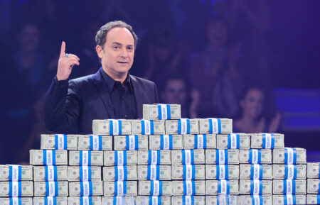 Kevin Pollak hosting 'Million Dollar Money Drop'