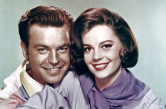 Robert Wagner Shares Natalie Wood Wedding Anniversary Post, 44 Years After Her Death