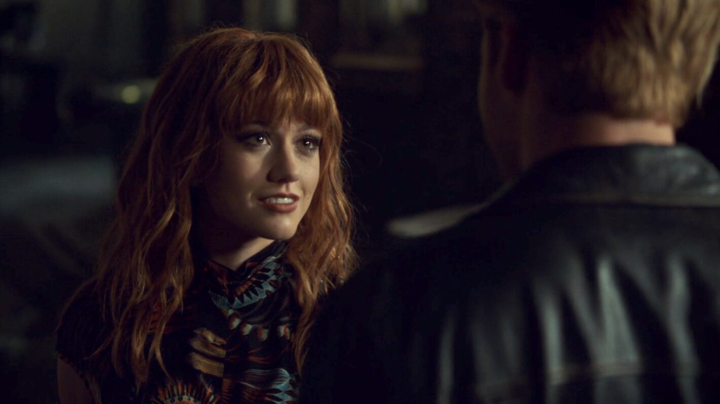 Katherine McNamara as Clary Fray in 'Shadowhunters' Season 3 finale