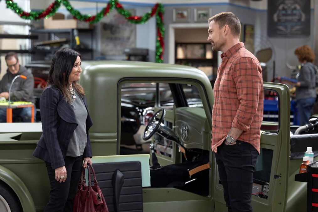 PAMELA ADLON, SEANN WILLIAM SCOTT in 