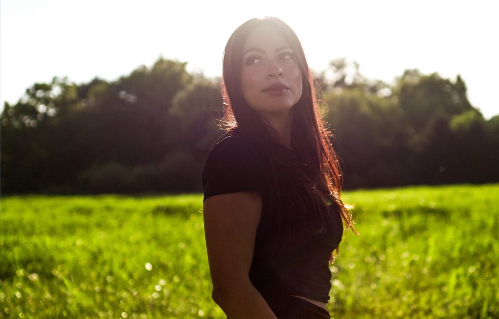 Esme on Suddenly Amish