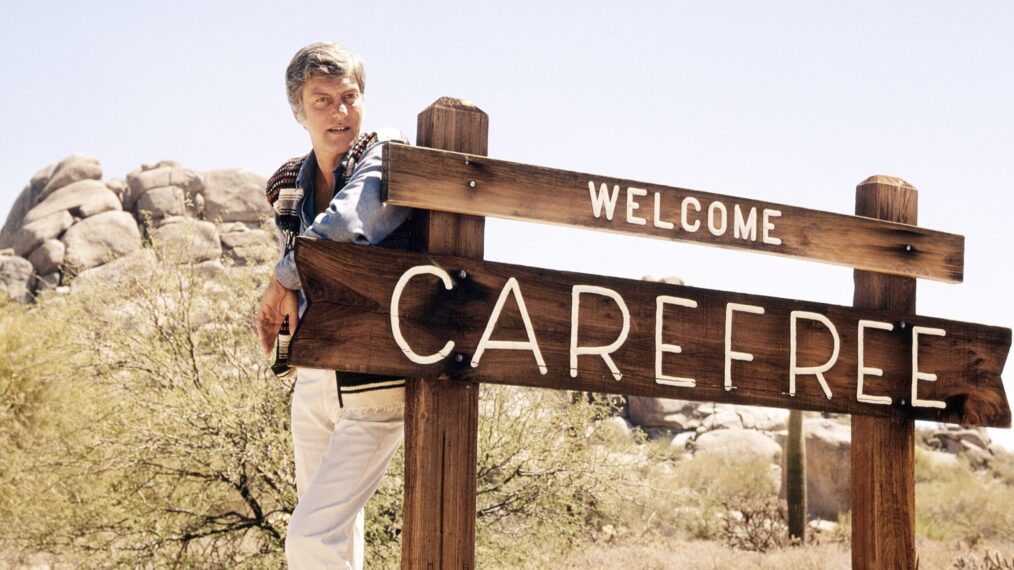 THE NEW DICK VAN DYKE SHOW, Dick Van Dyke, on location in Carefree, Arizona, where the show was filmed, 1971.