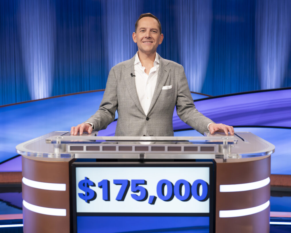 CELEBRITY JEOPARDY - ÒFinal: W. Kamau Bell, Robin Thede and Dave FriedbergÓ - Celebrity contestants compete for the $1 million grand prize for charity with W. Kamau Bell (DonorsChoose), Robin Thede (Women in Film) and David Friedberg (The Humane Society). Ken Jennings hosts. WEDNESDAY, APRIL 23 (9:01-10:00 p.m. EDT) on ABC. (Disney/Christopher Willard)