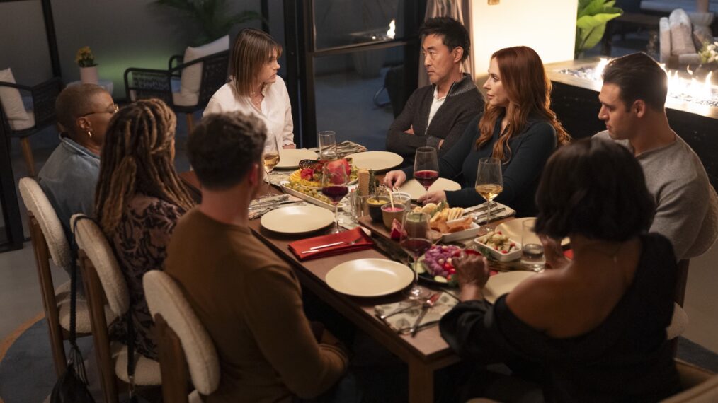 Oliver Stark, Tracie Thoms, Aisha Hinds, Aimee Teegarden, Kenneth Choi, Jennifer Love Hewitt, Ryan Guzman, and Angela Bassett — '9-1-1'