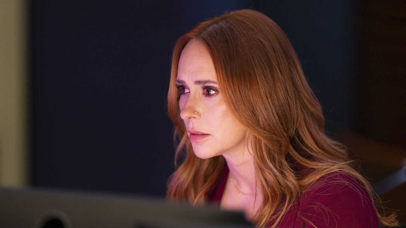 Jennifer Love Hewitt as Maddie — '9-1-1' Season 9 Episode 8 