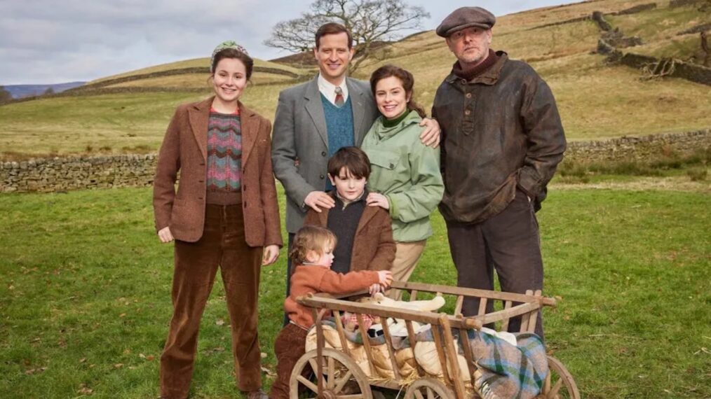 All Creatures Great and Small, Season 6 - Jenny Alderson (Imogen Clawson), Rosie Herriot (Autumn/Arlie Doyle), Jimmy Herriot (Thomas Riches), James Herriot (Nicholas Ralph), Helen Herriot (Rachel Shenton), Richard Alderson (Tony Pitts)