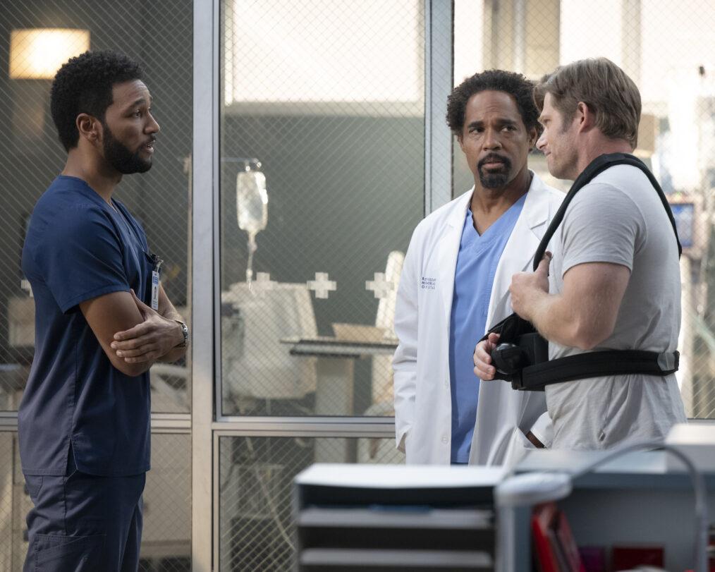 GREY’S ANATOMY - “Skyfall” - Winston and Ben fight to save Jo’s life, while Teddy supports Link. Owen and Jules battle to save a young man, and Lucas forms an unexpected bond with a patient. THURSDAY, JAN. 8 (10:00-11:00 p.m. EST) on ABC. (Disney/Anne Marie Fox) ANTHONY HILL, JASON GEORGE, CHRIS CARMACK