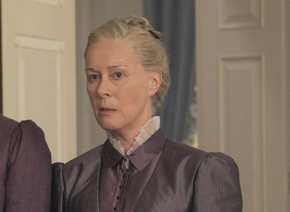 Geraldine Alexander as Mrs. Wilson in episode 401 of Bridgerton