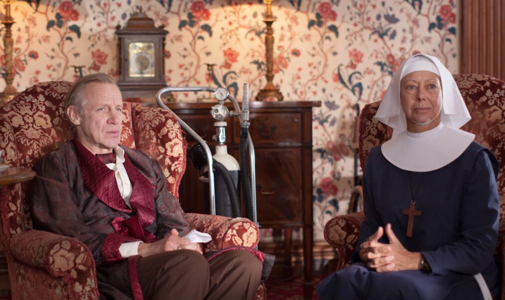 CALL THE MIDWIFE, (from left): Nicholas Farrell, Jenny Agutter, (Season 4, ep. 402, aired Jan. 25, 2015 in UK/aired April 5, 2015 in US). photo: Laurence Cendrowicz / ©Neal Street Prod./PBS /courtesy Everett Collection