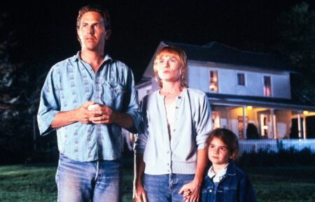 FIELD OF DREAMS, Kevin Costner, Gaby Hoffman, Amy Madigan, 1989. © Universal Pictures/courtesy Everett Collection