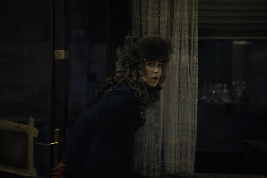 PONIES -- Hanging on the Telephone Episode 102  Pictured: Haley Lu Richardson as Twila -- (Photo by: Katalin Vermes/PEACOCK)