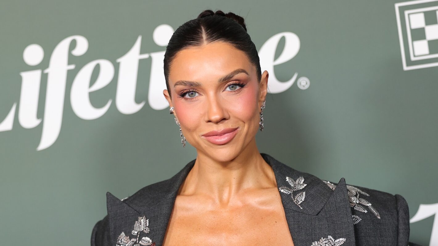 ‘DWTS’ Pro Jenna Johnson Shuts Down Reports of ‘Horrifying’ Car Accident