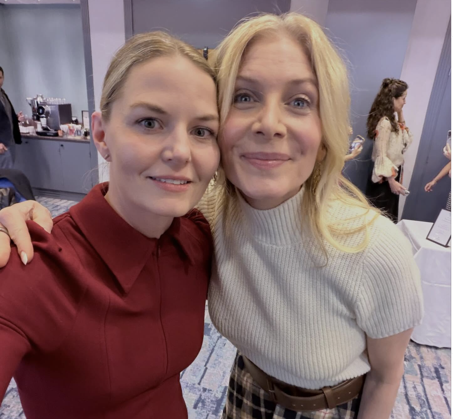 Jennifer Morrison & Elizabeth Mitchell of Once Upon a Time