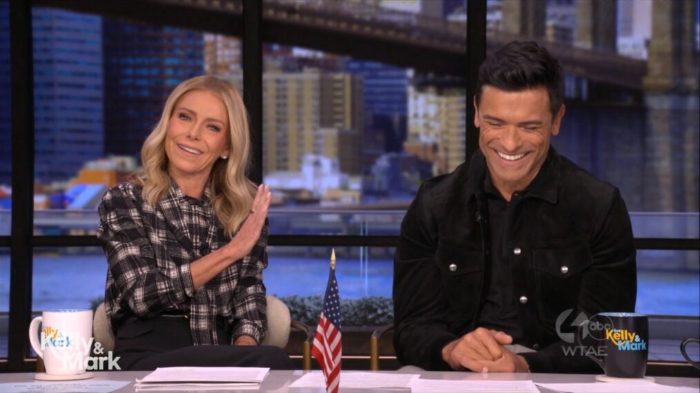 ‘Live’: Kelly Ripa & Mark Consuelos Argue Over Who Their Dog Loves More