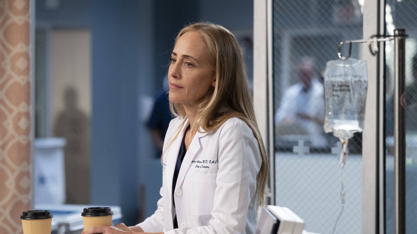 ‘Grey’s Anatomy’: Kim Raver on Directing Dream Debut of Richard’s Dad & Nick’s Sister