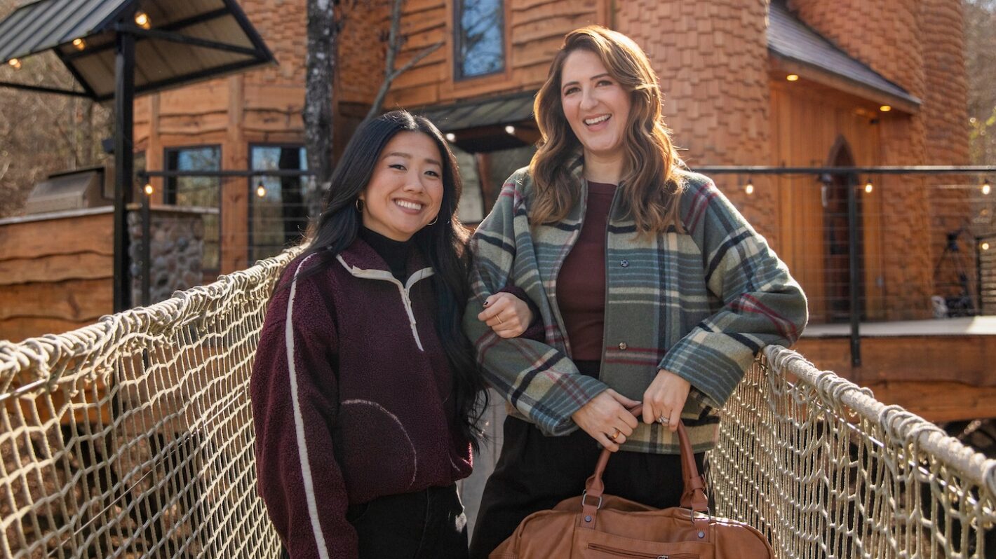 HGTV’s ‘Wild Vacation Rentals’: Who’s Starring, Premiere Date & More