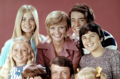 'Brady Bunch': Barry Williams Compares Dating Costar Maureen McCormick to 'Love Island'