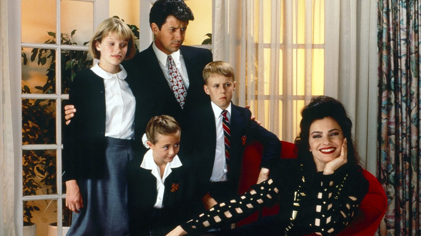 Fran Drescher Reveals 'The Nanny' Was Based on a Real Incident Involving Twiggy