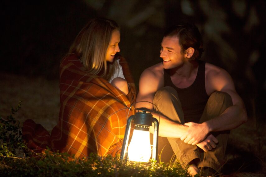 Teresa Palmer, Benjamin Walker in 'The Choice'