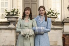 Claudia Jessie as Eloise Bridgerton, Hannah Dodd as Francesca Bridgerton in 'Bridgerton' Season 4