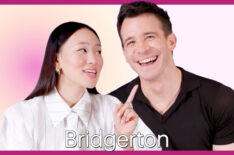 'Bridgerton's Luke Thompson & Yerin Ha Break Down Benophie's Staircase Moment