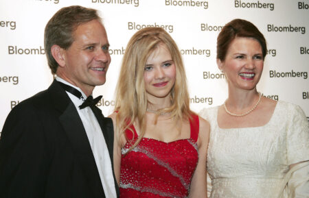 Former abductee Elizabeth Smart and her parents Ed Smart (L) and Lois Smart (R) attend the Bloomberg News Party of the Year, following The White House Correspondents' Dinner