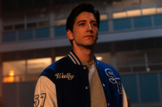 Sarah Yarkin as Rhonda, Jess Gabor as Janet Hamilton and Milo Manheim as Wally Clark in 'School Spirits'