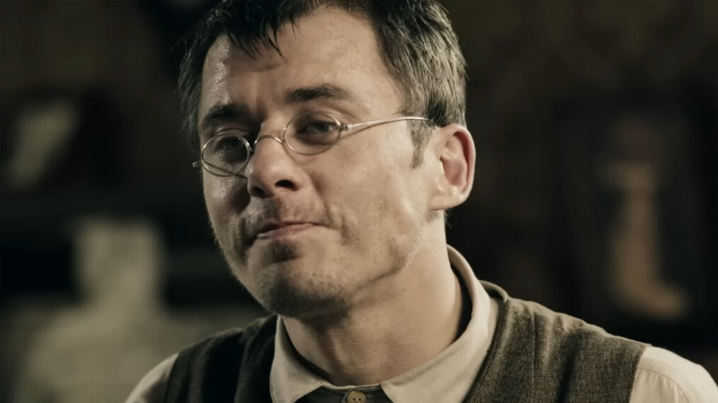 Igor Petrenko in 'Sherlock Holmes'