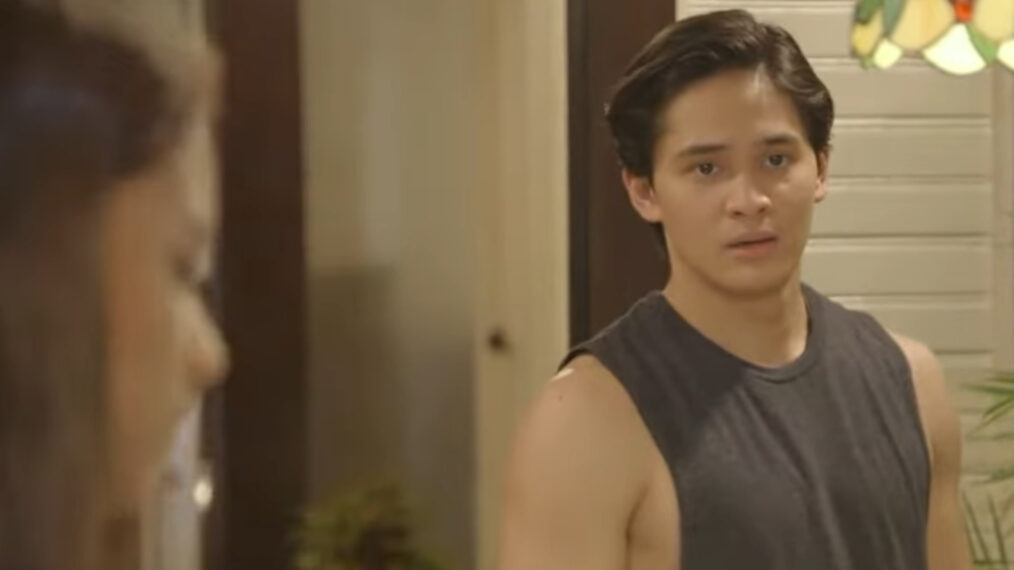 Ruru Madrid in 'Sherlock Jr.'