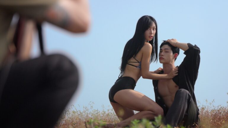 Single's Inferno 5(L to R) Kim Min-gee, Song Seung-il in Single's Inferno 5.