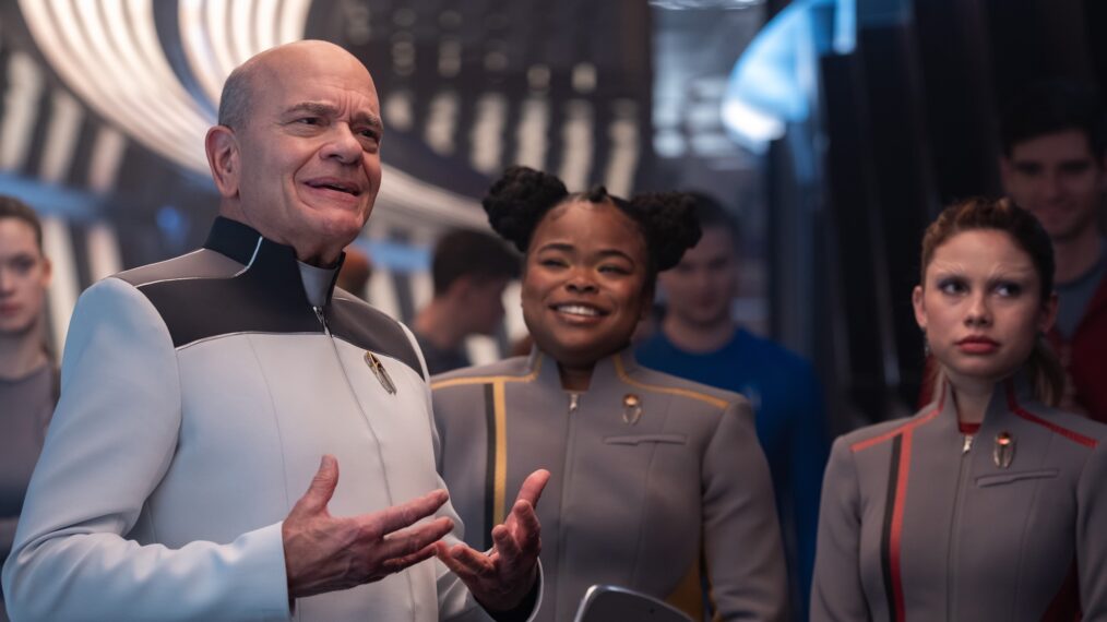 Robert Picardo as The Doctor, Kerrice Brooks as Sam and Bella Shepard as Genesis in season 1 , episode 1 of Star Trek: Starfleet Academy