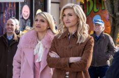 Annaleigh Ashford as Jolene, Jenn Lyon as Courteney Potter in 'Stumble' Season 1 Episode 8