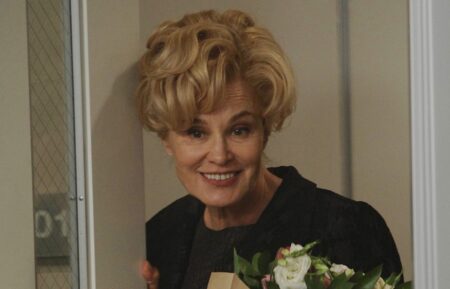 AMERICAN HORROR STORY: MURDER HOUSE, Jessica Lange in 'Spooky Little Girl' (Season 1, Episode 9, aired November 30, 2011), 2011-, ph: Prashant Gupta/©FX Networks/courtesy Everett Collection