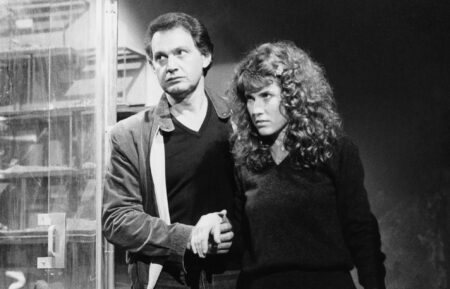 V: THE FINAL BATTLE, from left: Michael Durrell, Blair Tefkin, (aired May 6-8, 1984). ©NBC / Courtesy Everett Collection