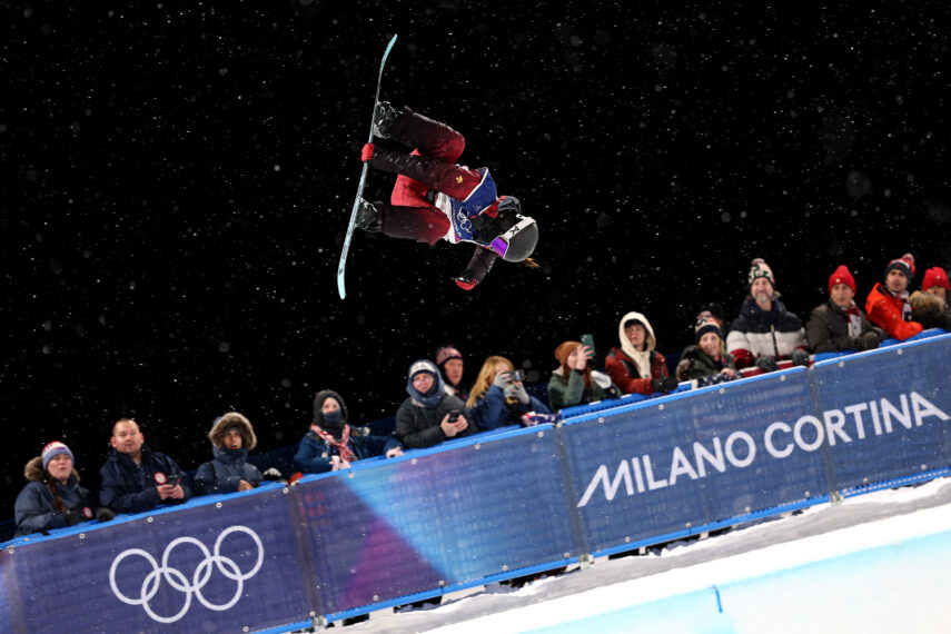 LIVIGNO, ITALY - FEBRUARY 12: Shaotong Wu of Team People's Republic of China competes in run two of the Women’s Snowboard Halfpipe Final on day six of the Milano Cortina 2026 Winter Olympic games at Livigno Snow Park on February 12, 2026 in Livigno, Italy. (Photo by Cameron Spencer/Getty Images)