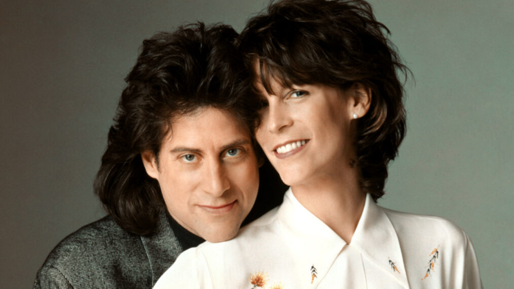 ANYTHING BUT LOVE, Richard Lewis, Jamie Lee Curtis