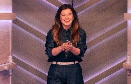 THE KELLY CLARKSON SHOW -- Episode A5069 -- Pictured: Kelly Clarkson -- (Photo by: Weiss Eubanks/NBCUniversal)
