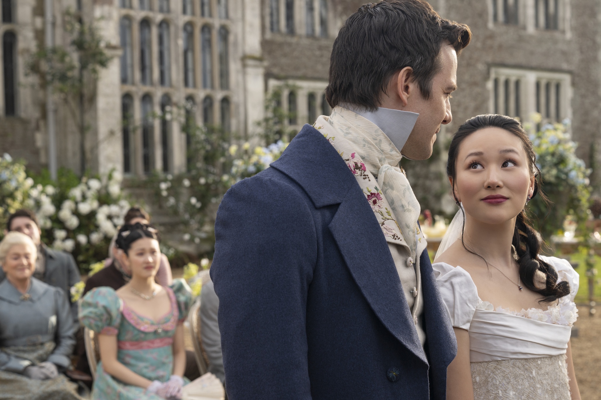 Luke Thompson as Benedict Bridgerton, Yerin Ha as Sophie Baek in episode 408 of Bridgerton