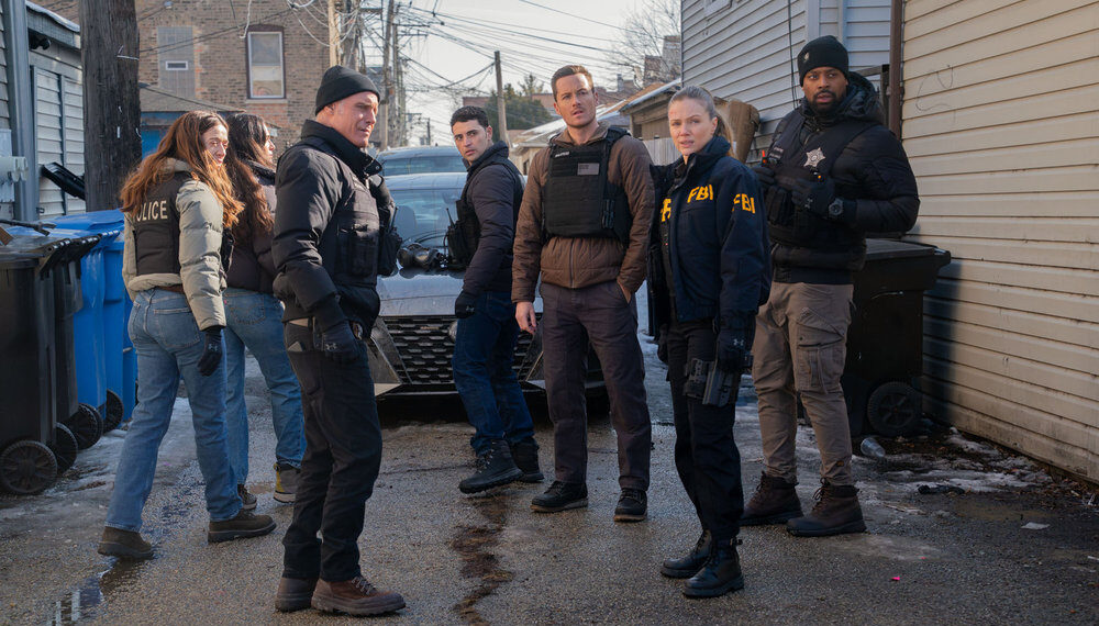 Jason Beghe as Hank Voight, Benjamin Levy Aguilar as Dante Torres, Jesse Lee Soffer as Jay Halstead, Tracy Spiridakos as Hailey Upton, LaRoyce Hawkins as Officer Kevin Atwater — One Chicago Crossover 2026, 'Chicago P.D.' 