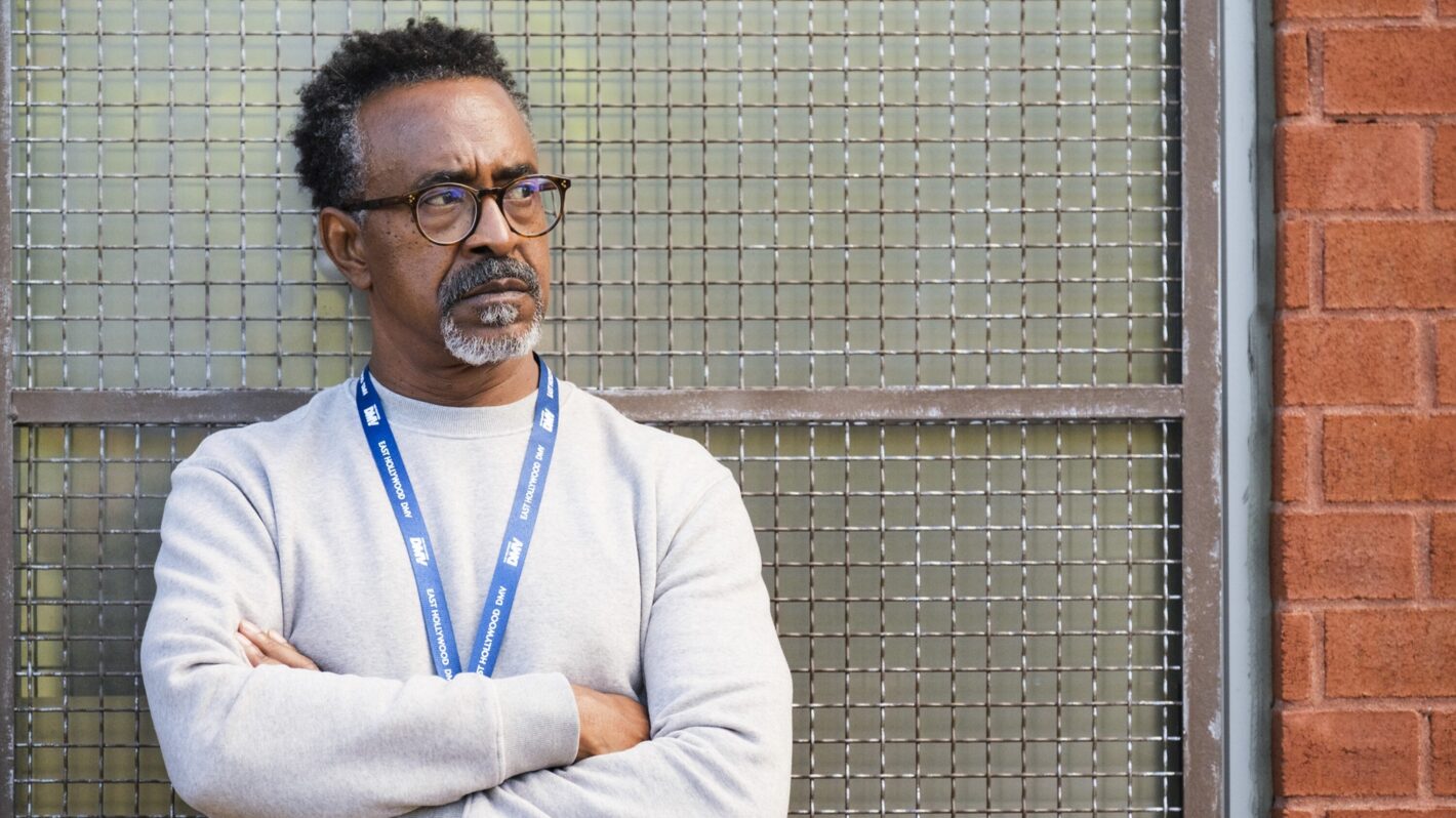 'DMV' Star Tim Meadows Previews Gregg's Lawsuit Against the Deparment (Exclusive)