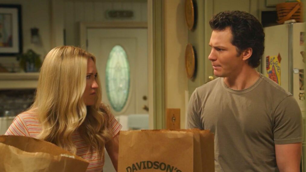 Emily Osment and Montana Jordan in 'Georgie & Mandy's First Marriage' Season 2