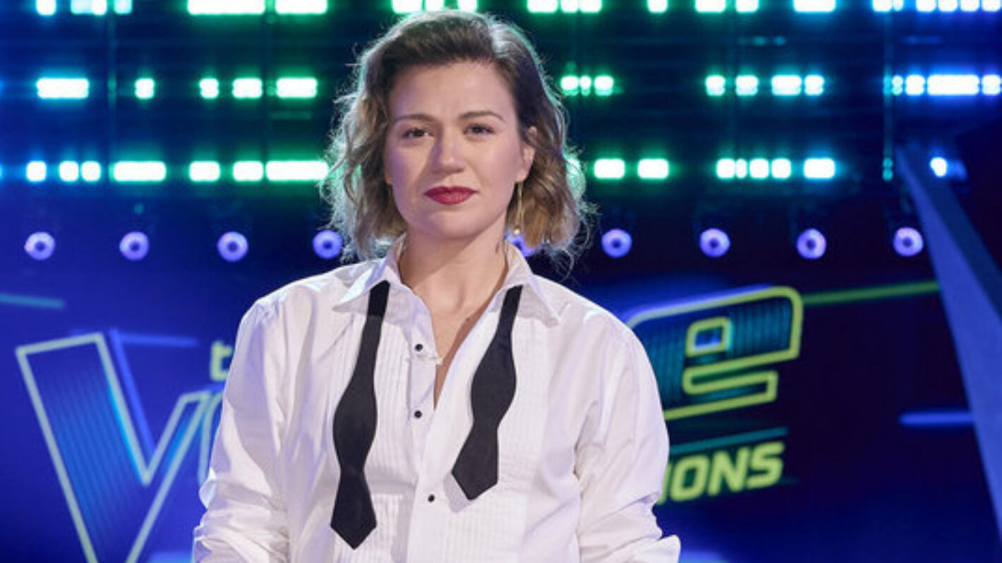 ‘The Voice’s Kelly Clarkson’s Health Issues: Her Prediabetes, Weight Loss & More
