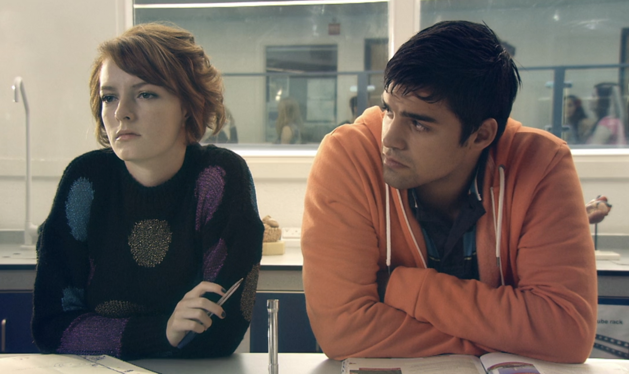 Dakota Blue Richards and Sean Teale in 'Skins'